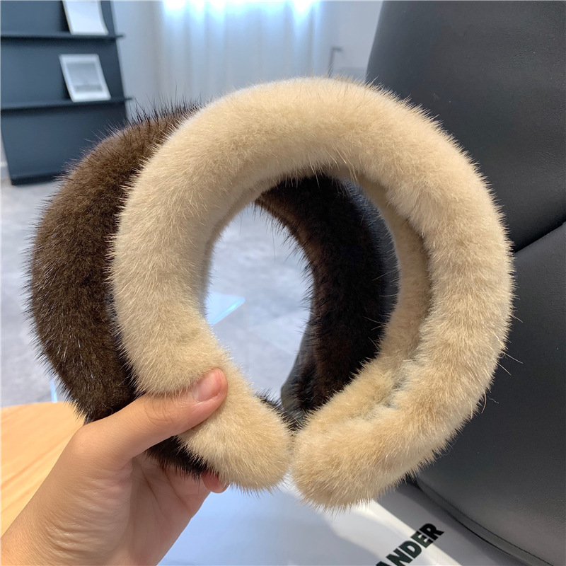 Women's Elegant Solid Color Plush Hair Band display picture 10