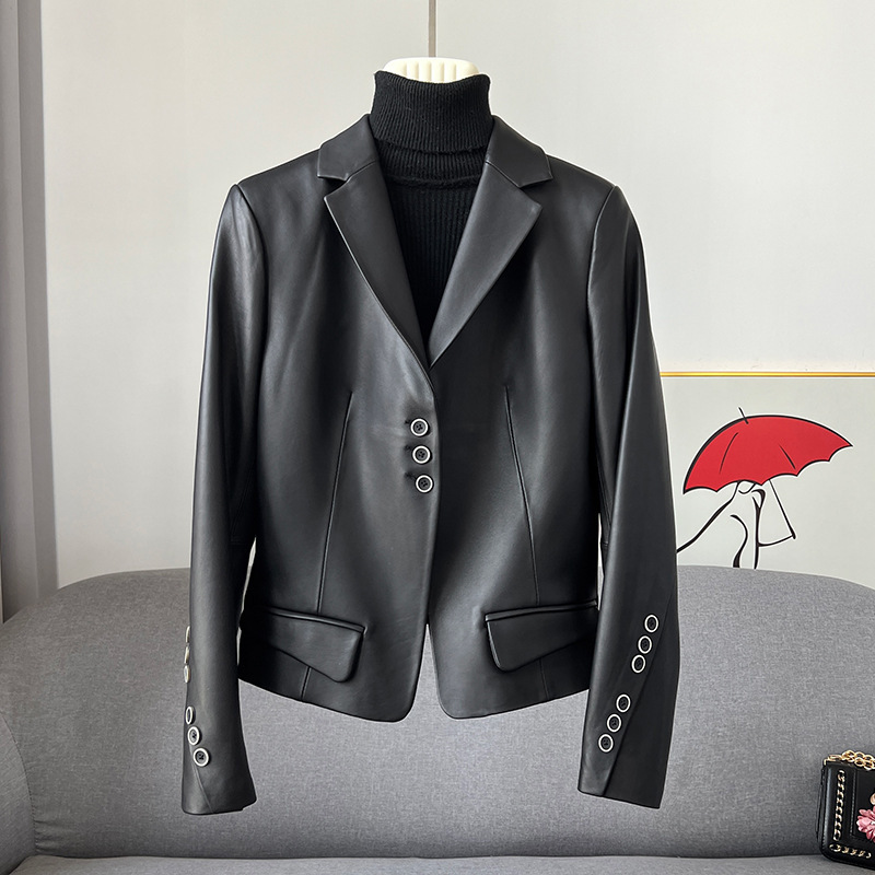 2026 Spring and Autumn New Slim Fit Short Genuine Leather Jacket for Petite Women, Black High-Waisted Sheepskin Blazer