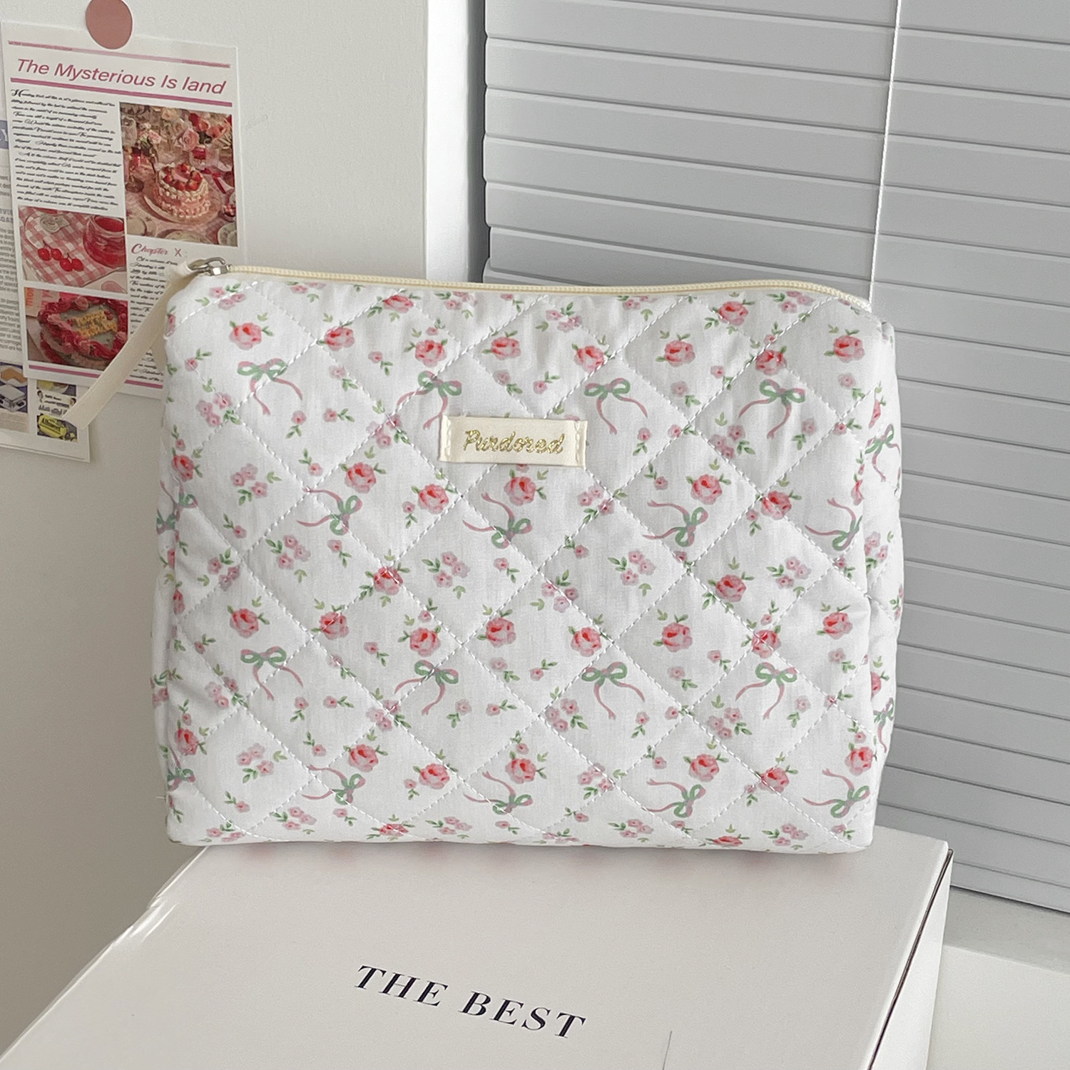 / Strap Type Streetwear Ditsy Floral Bow Knot Quilted Cotton Sewing Thread Square Makeup Bags