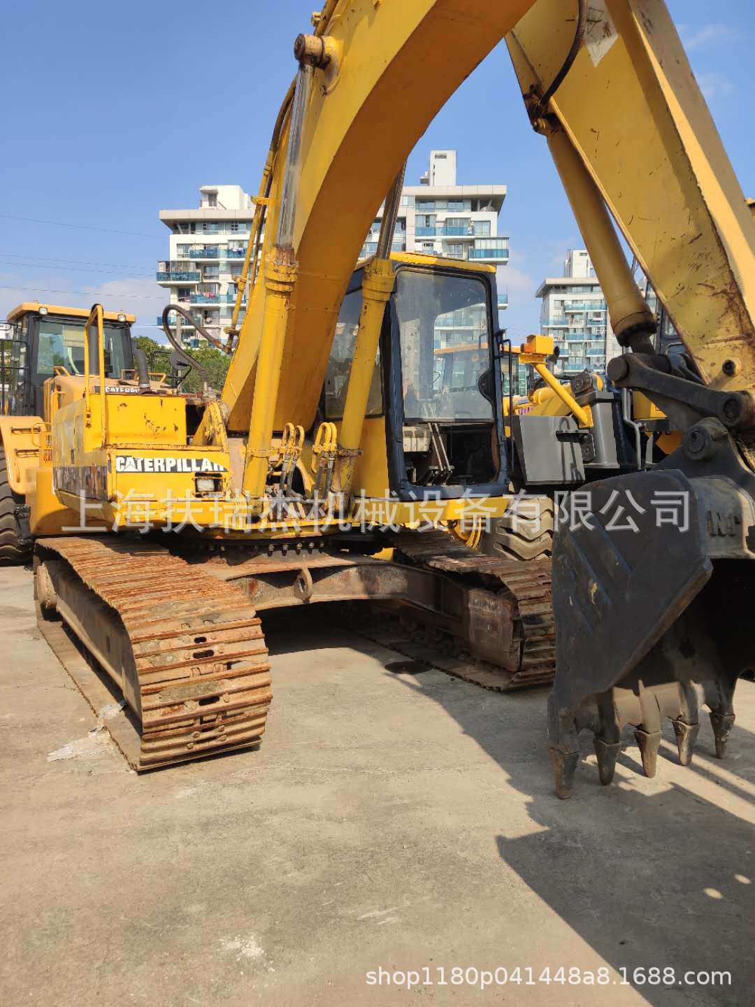 二手卡特200B挖掘机