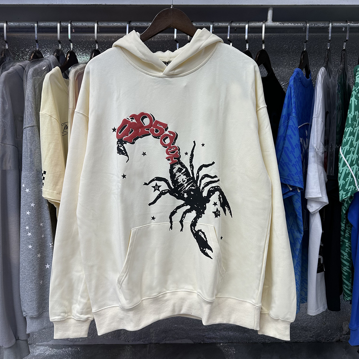 Sp5der cantante de hip hop europeo y americano mismo estilo carta de espuma 555555 impreso hombres y mujeres pareja suéter con capucha moda