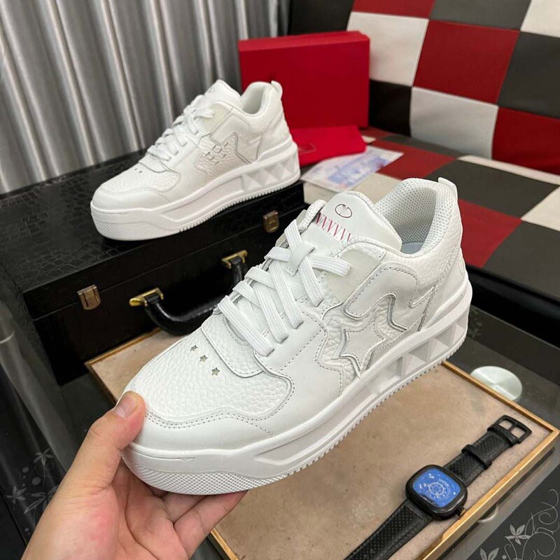 European Color-Block Genuine Leather Casual Sports Couple Shoes Height-Increasing White Versatile Lace-Up Star Studded Sneakers European Color-Block Genuine Leather Casual Sports Couple Shoes Height-Increasing White Versatile Lace-Up Star Studded Sneakers