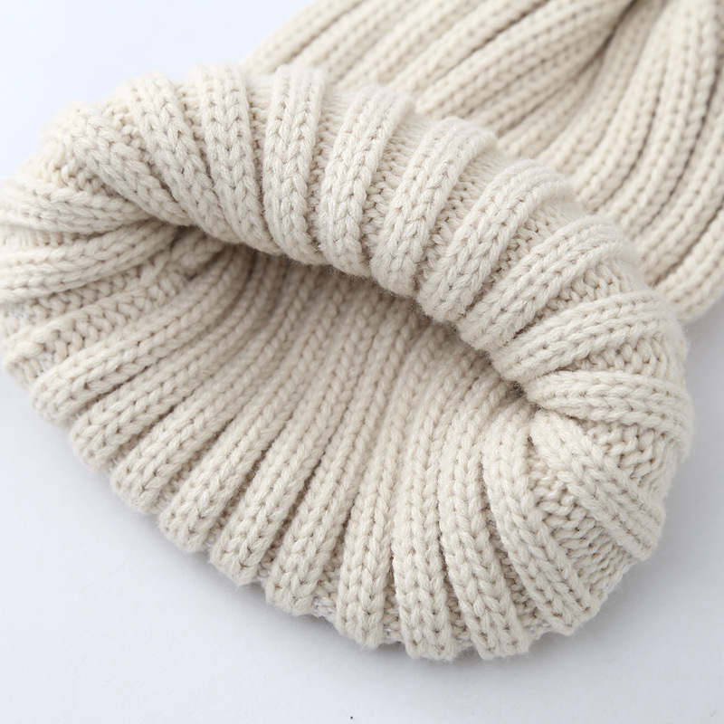 秋冬帽子の子供はキツネの毛玉の帽子のキャンディー色の毛糸の帽子をまねて、厚い保温の耳の包みの頭の帽子をかぶせます。