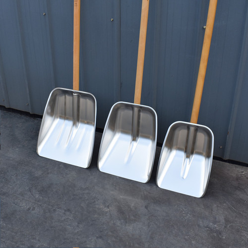 Wholesale Large and Thick Stainless Steel Grain Shovel Snow Shovel Full Steel Corn Coal Shovel Agricultural and Garden Tool Feed and Garbage Shovel