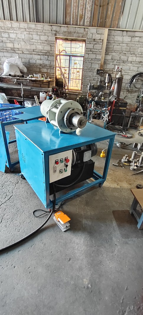Directly Supplied from the Manufacturer, Hydraulic Machine Workbench, Multi-Functional Processing Equipment for Metal Tube Flaring, Shrinking, and Cutting