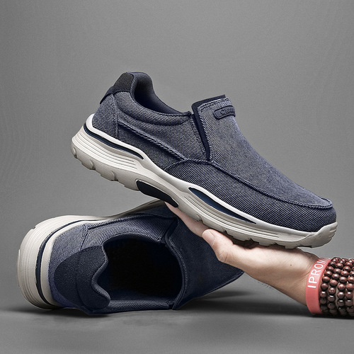 Factory Direct Sale Canvas Shoes Men Old Beijing Fabric Shoes One-Piece Thick Sole Lazy Man Men Extra Large Size 48 Fabric Shoes
