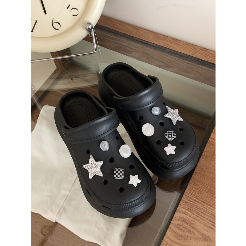 Sweet and Cool Star-Shaped Clogs for Women, Summer Outdoor Wear, Height-Increasing Thick-Soled Fashionable Closed-Toe Sandals for the Beach
