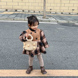 女童冬季2022新款加绒复古加厚韩版外套格子毛绒洋气大衣潮童穿搭