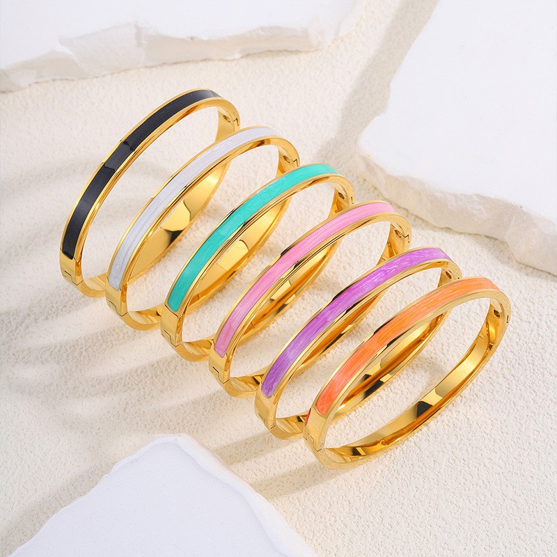 Pulsera de Esmalte 18K de Acero de Titanio Impermeable Hipoalergénica image 3