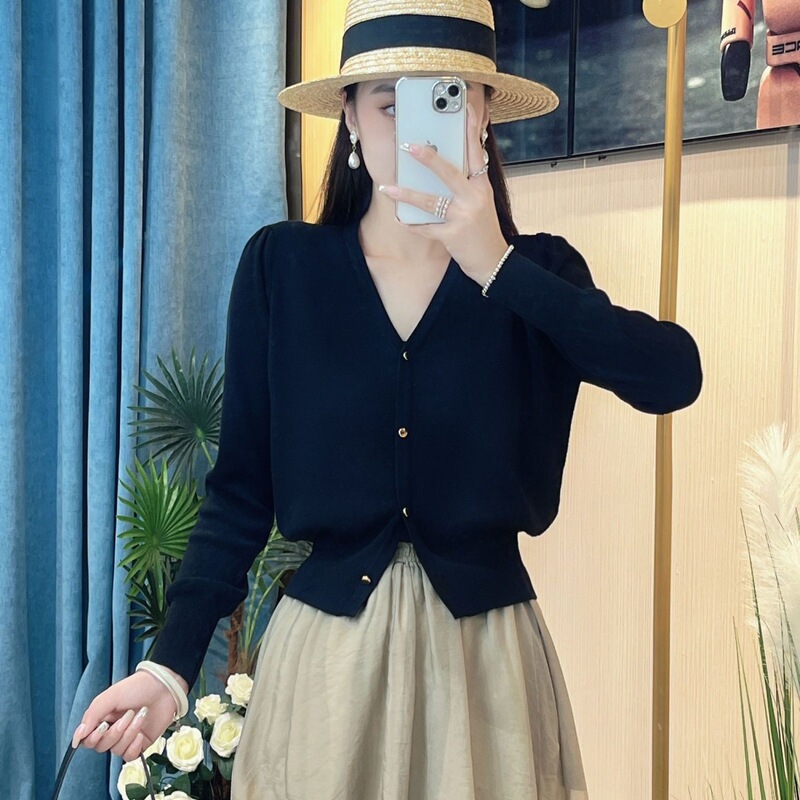 Ice silk long-sleeve knitted cardigan for women, thin shawl for outer wear, 2026 summer new short top with puff sleeves