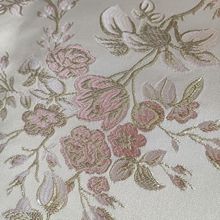 ��z�y�z�Ứ���b���χ��L�R�םh�����۷۽�ɫ���yɫ����ֲ���Ứ