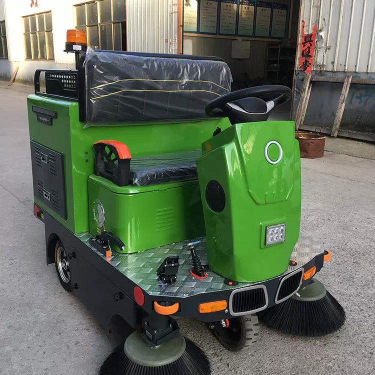 中拓座驾扫地车高压冲洗扫地清电动扫地机车间环卫