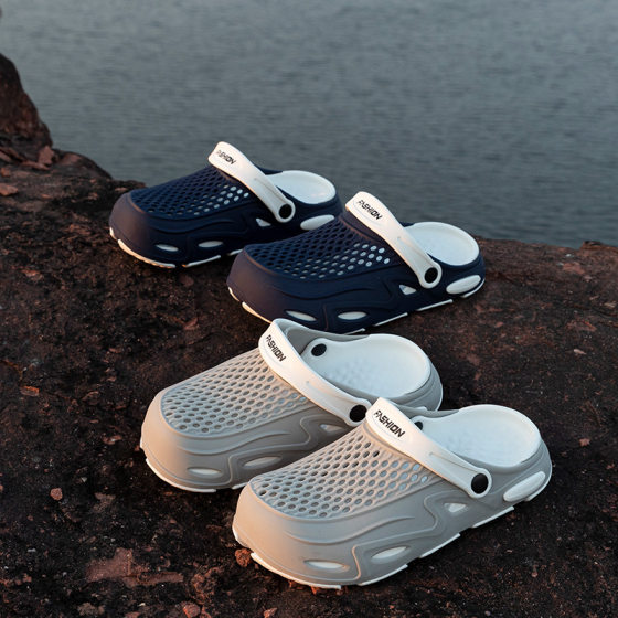 Hole Shoes Men's Summer Outer Wear Non-slip Shoe-stepping Dual-use Slippers Sports Casual Driving Baotou Beach Sandals