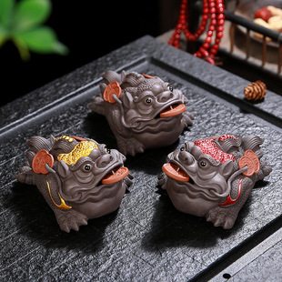 Creative purple sand tea pet lucky head Golden Toad gold tea play decoration kung fu tea set nourishing tea table lucky wholesale