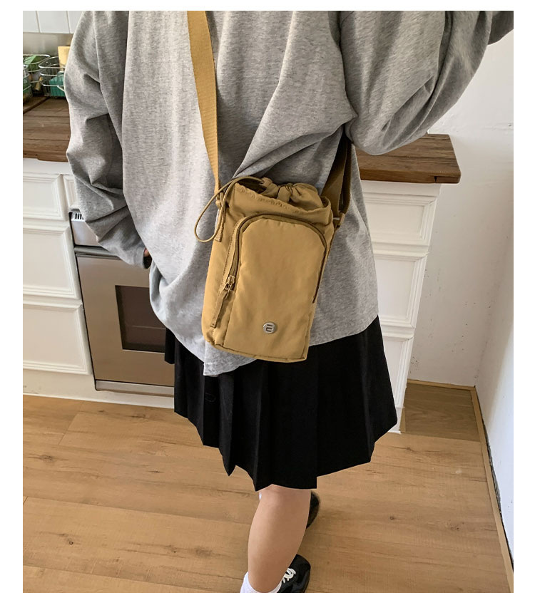Outdoor portable casual mini single-shoulder bag, simple and versatile drawstring bucket bag, Korean style Instagram niche crossbody women's bag undefined