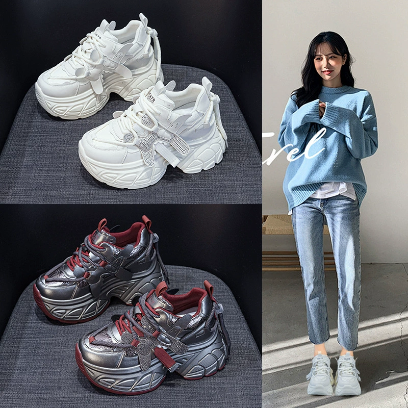 Чистая красная обувь для девочек весной 2025 года