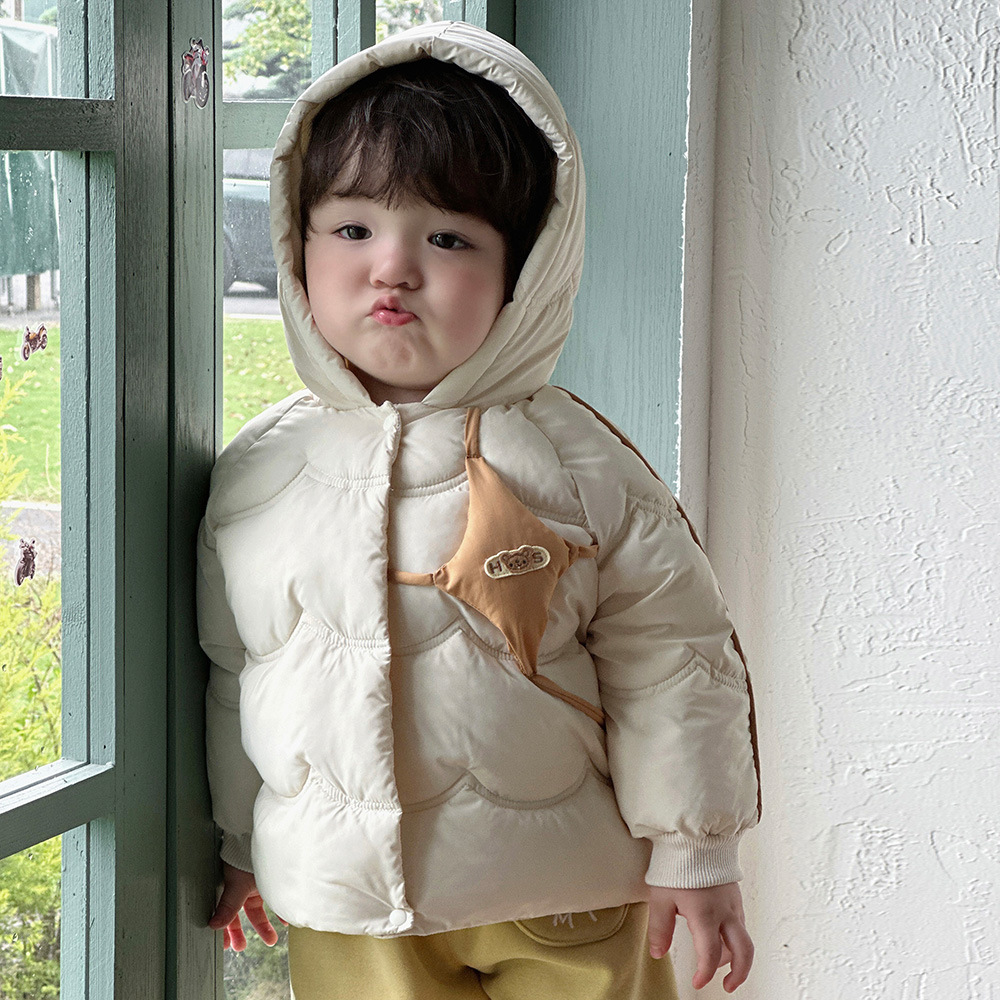 2024 nuevo bebé de invierno, estilo occidental, cálido, cómodo y grueso, lindo abrigo de bebé, abrigo de algodón grueso, ropa exterior