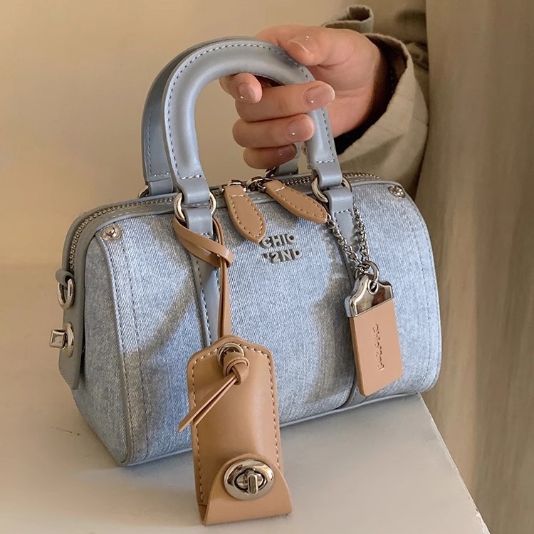 Nanfeng Chio2nd Platinum Blue Sea Pillow Bag Women's 2024 New Versatile Handbag Shoulder Crossbody Bag_voghion.com
