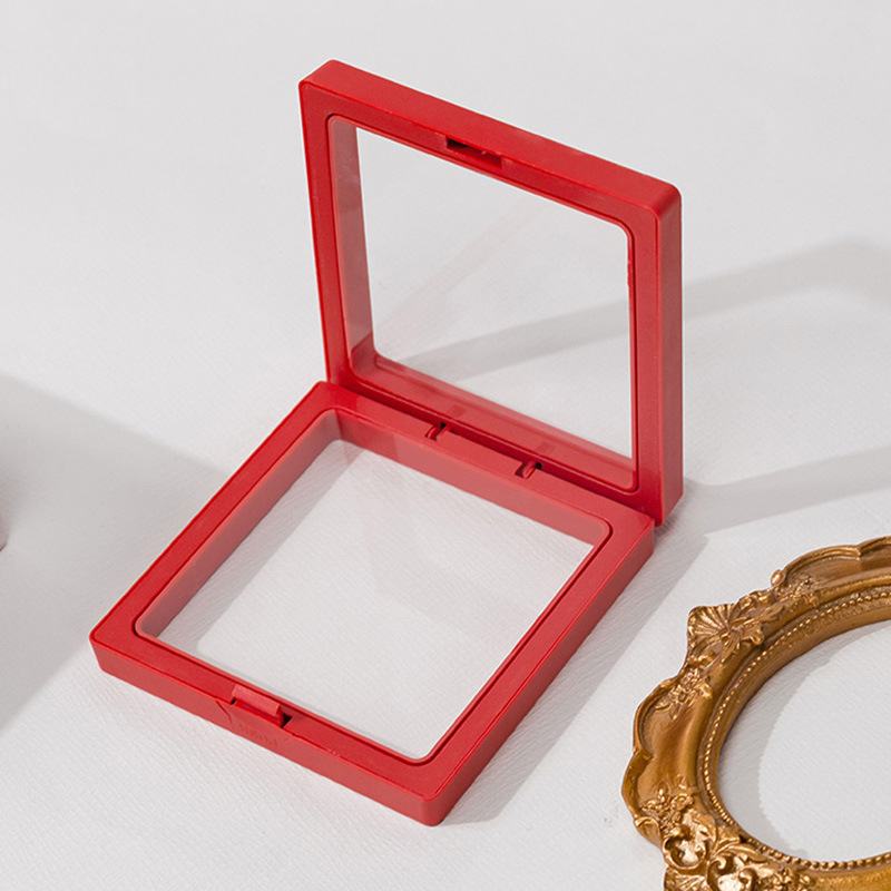Rojo; 7*7*2cm