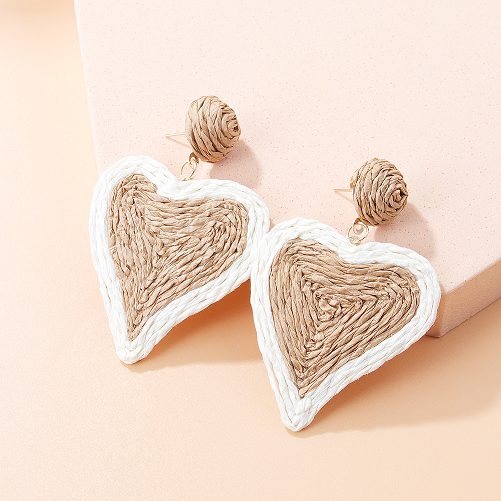 1 Pair Basic Retro Heart Shape Raffia Drop Earrings display picture 10