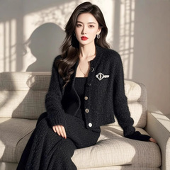 针织套装女2025秋季新款小香风辣妹毛衣开衫背心休闲裤三件套装