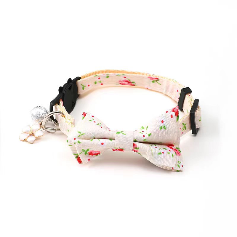Productos para mascotas transfronterizos al por mayor serie de flores verdes collar de mascotas collar de arco desmontable collar de perro collar de gato