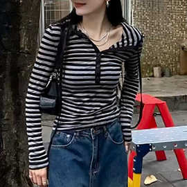 连帽条纹长袖显瘦T恤女秋小众新款韩系辣妹修身性感上衣潮打底衫