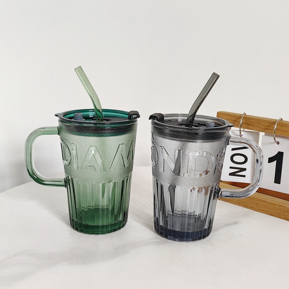 Ins-style glass tumbler with lid and straw, emerald smoke gray drinking cup, coffee and milk cup with handle, high-end appearance
