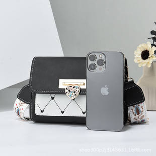 Demi-season shoulder bag, trend one-shoulder bag, 2025 years, western style, chain bag, internet celebrity