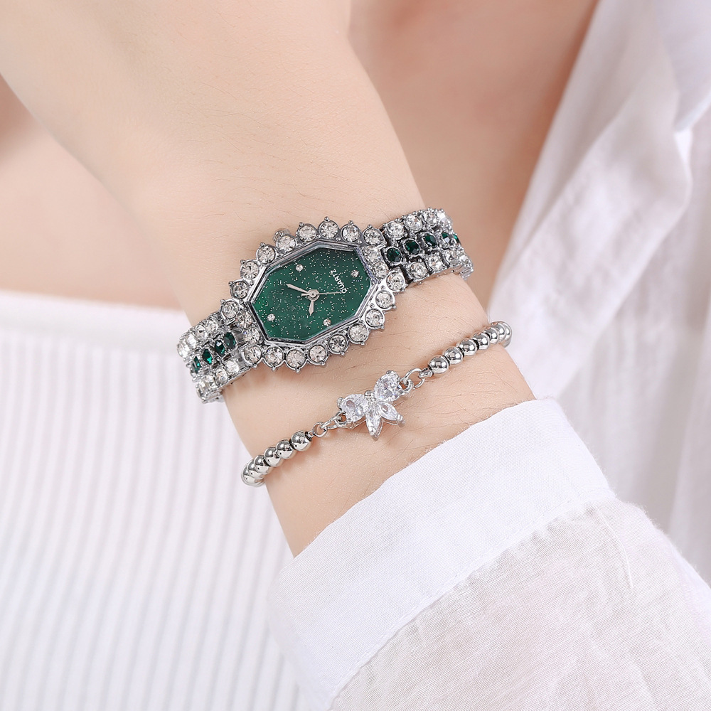 New steel band watch female student fashion trend Korean jewelry bracelet steel band watch full diamond square women's watch_voghion.com