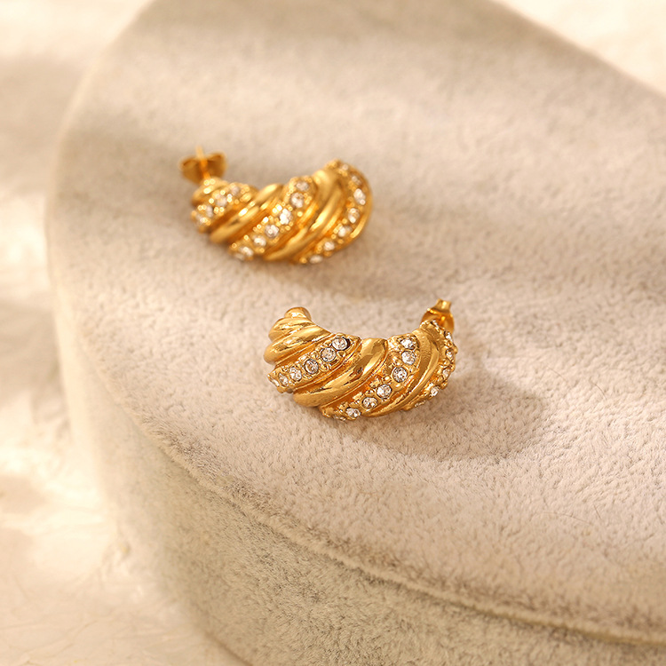 Estilo francés europeo y americano bolsa de cuerno espárragos pendientes especiales transfronterizos Luz de lujo de alto temperamento pendientes de las mujeres de acero inoxidable diamante