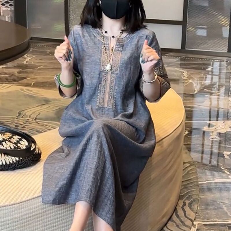 新しい中国風のプリント V ネックドレス女性のための 2025 夏の新しいルーズスリムカジュアル気質ロングスカート|undefined