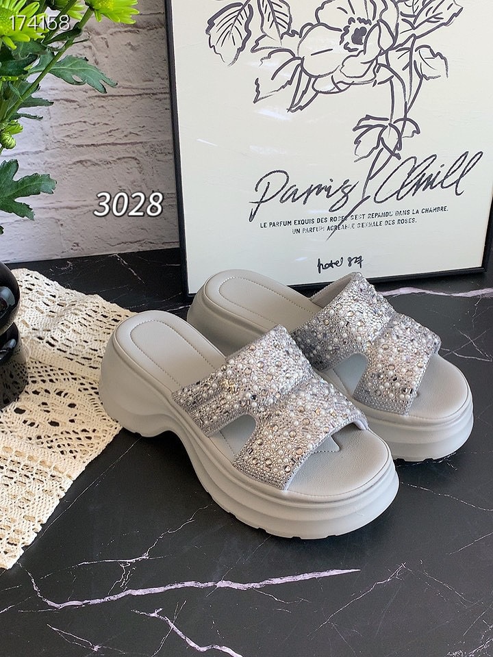 Dép sandal nữ xỏ ngón đế dày 6 cm phong cách thể thao Pháp — Màu đen, vàng chi tiết 3