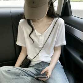 休闲慵懒风白色短袖T恤女6夏新大胖MM时尚设计感正肩衣