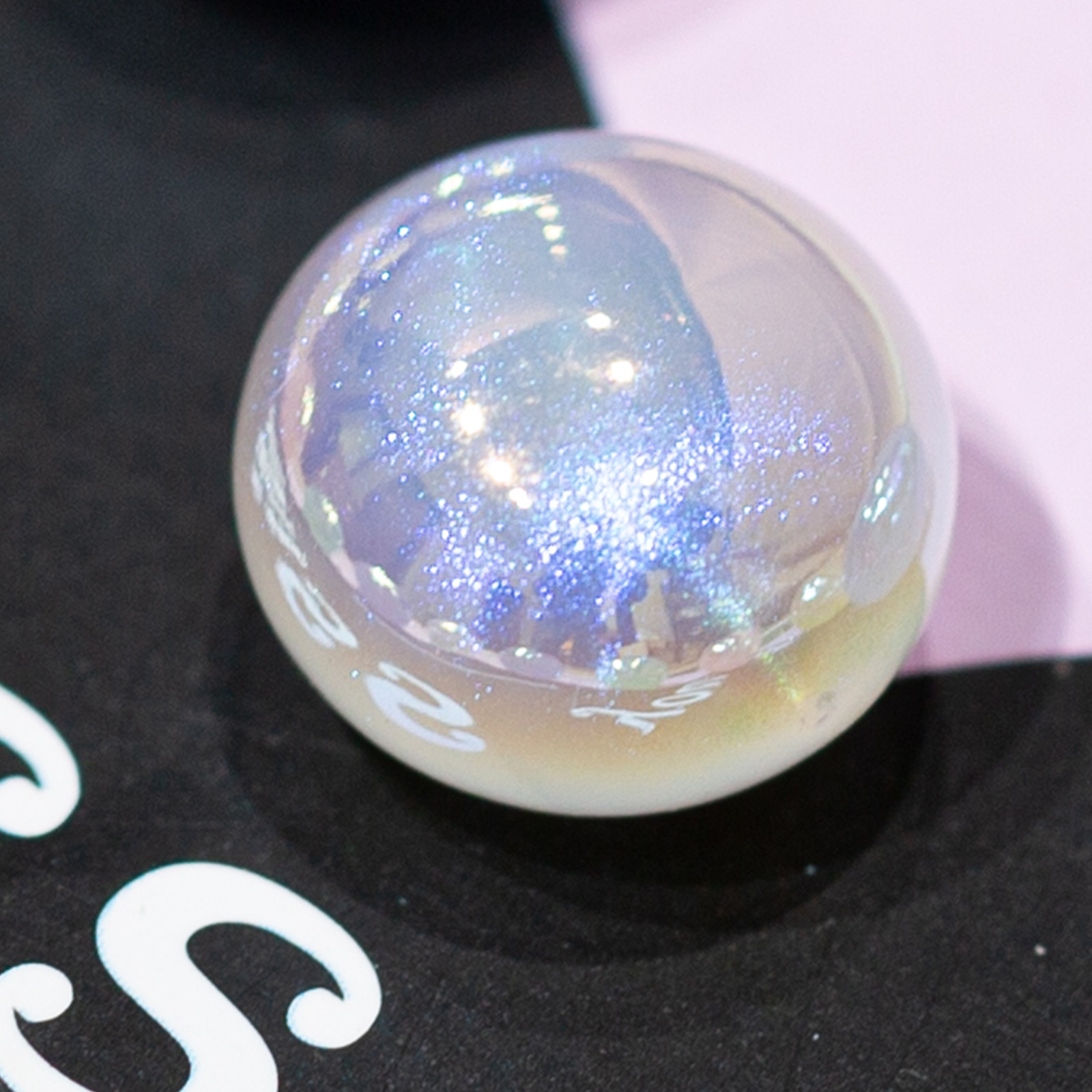 Personalización de la mermaid de la mermaid aretes de perlas accesorios de perlas de un solo agujero pan al vapor de alta calidad adornos de perlas al por mayor fábrica