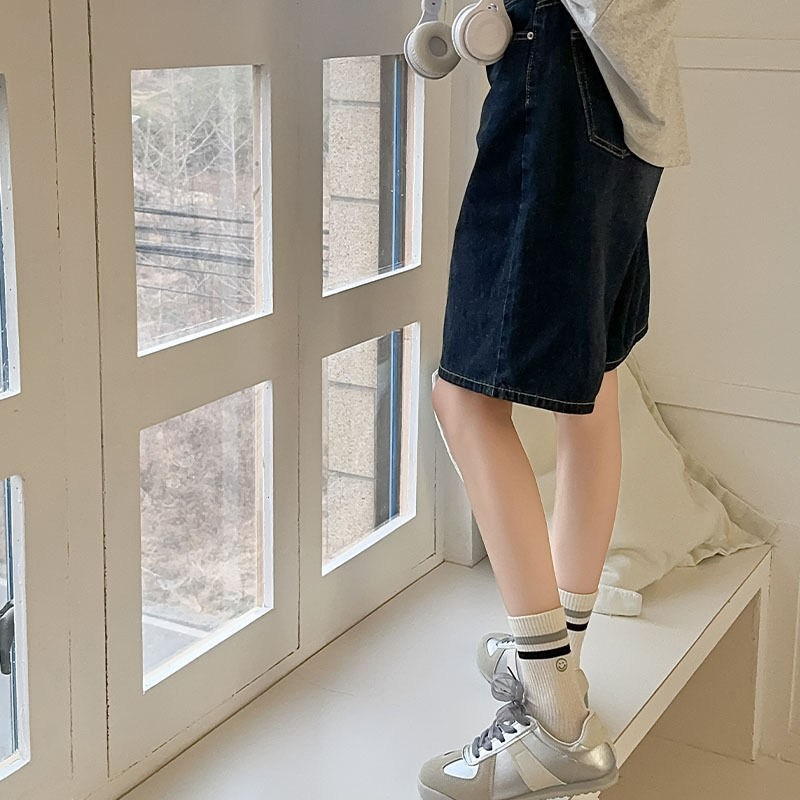 35g Weight Socks Classification Socks Lingerie Type Cotton Fabric Type A Pair Quantity Casual, Outdoor Occasion Contrast Collar Pattern All Seasons Season Women's Gender Sports Style Women's Sports Contrast Collar Cotton Crew Socks A Pair 13