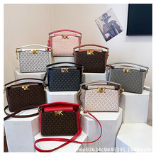 �羳�¿�MK�ϻ����ذ��r��ͨ���p�ݰٴ������Ů������μ�б���