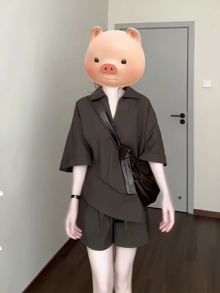 Bộ thể thao nữ mùa hè phong cách Mỹ cổ ve áo tay ngắn quần short Hàn Quốc hai mảnh — Màu nâu (áo+quần đùi) chi tiết 4