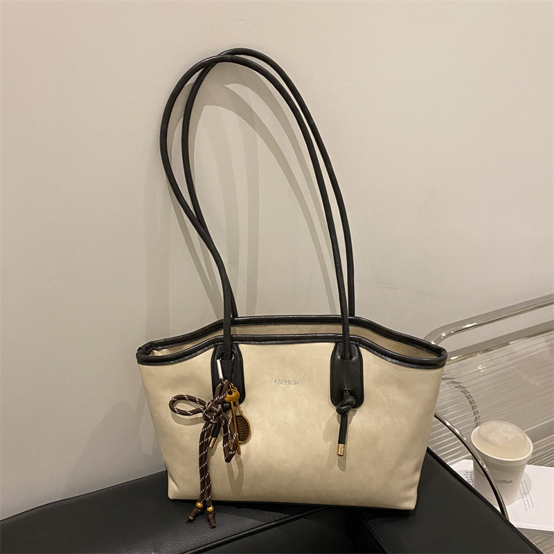 Colgante beige