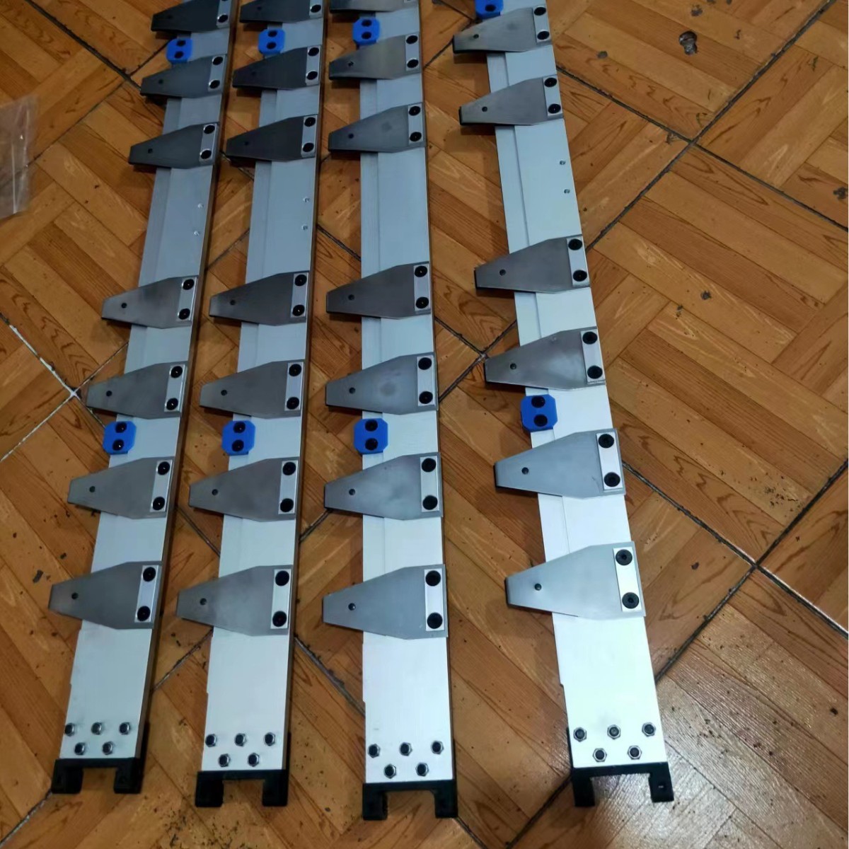 牙排 清废上顶针 下顶针 钢板  板框   链