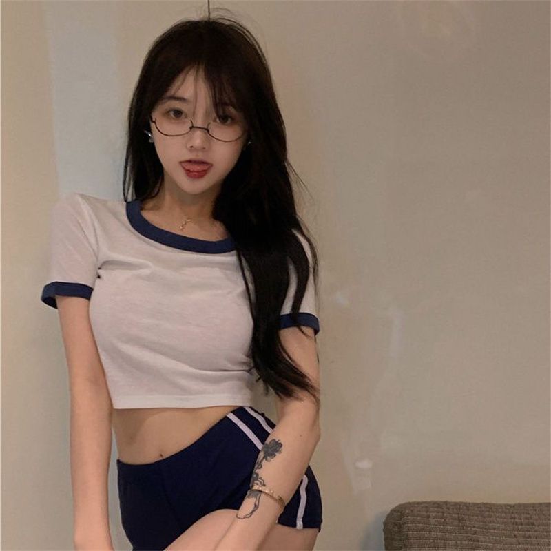 2025 새로운 스포츠 레저 패션 요가 세트 여름 여성 핫 소녀 섹시한 티셔츠 + 반바지 국경 간 도매