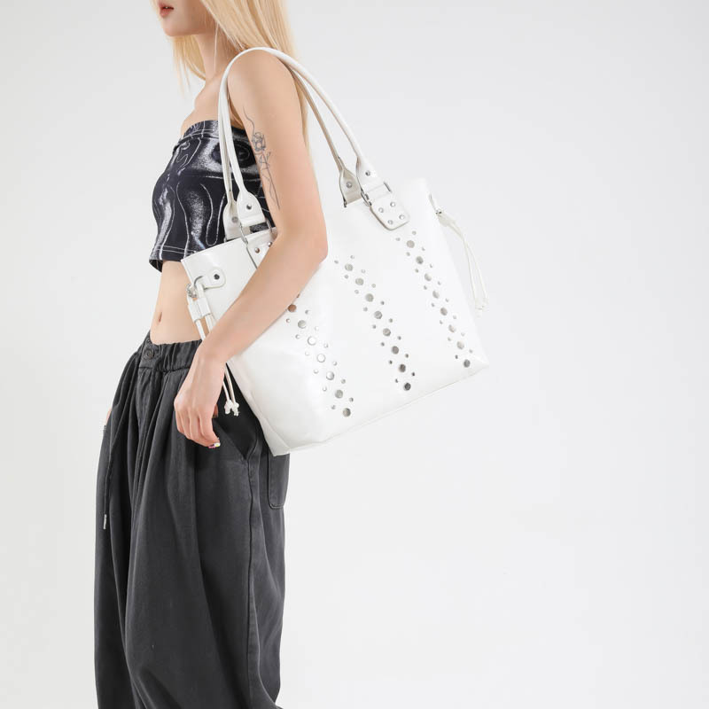 Trendy dameshandtas met studs, grote capaciteit, casual, veelzijdig, schoudertas van PU-leer, ideaal voor woon-werkverkeer, verkrijgbaar in meerdere kleuren met ritssluiting._voghion.com