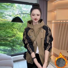 冲锋衣外套女年秋季新款时尚宽松百搭防风工装夹克上衣女