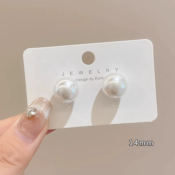 Earrings from pearl, 14mm