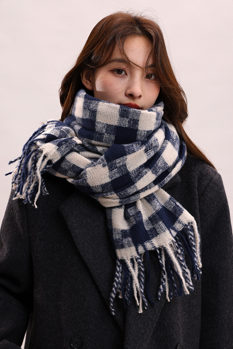 Sciarpa a quadri da donna autunno inverno sensazione avanzata spessa e calda collo frangia versatile studente moda INS_voghion.com