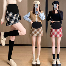 现货2025秋冬季孕妇复古气质红色格纹毛呢洋气托腹a字半身短裙