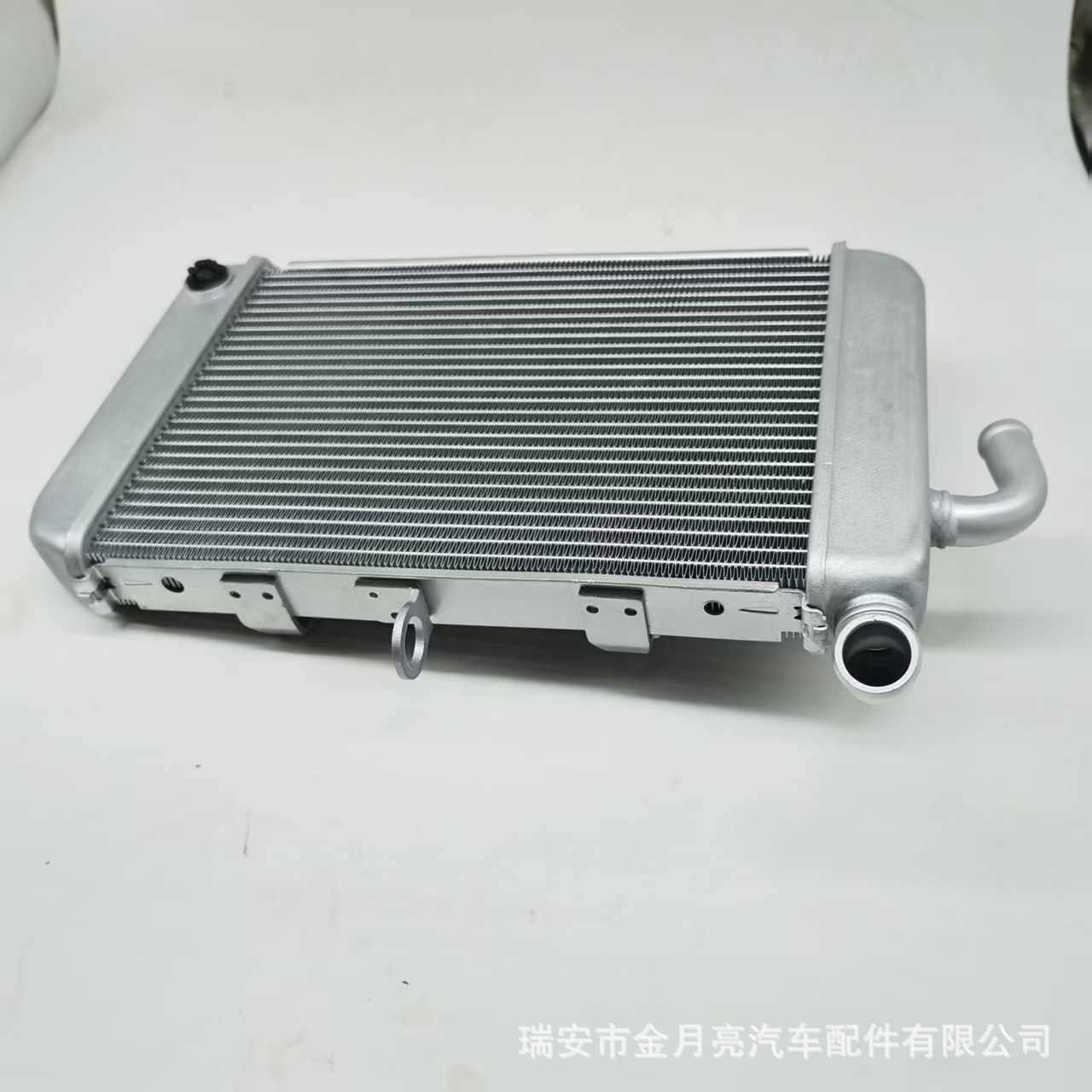 Suitable for Yamaha X-MAX300 motorcycle water tank assembly, water-cooled radiator, aluminum alloy water tank