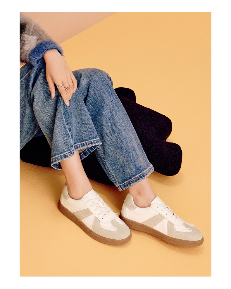Front Lace-up Design