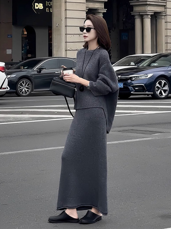 高级感老钱风独特绝美灰色坑条前短后长毛衣鱼尾半裙两件套女秋季|undefined