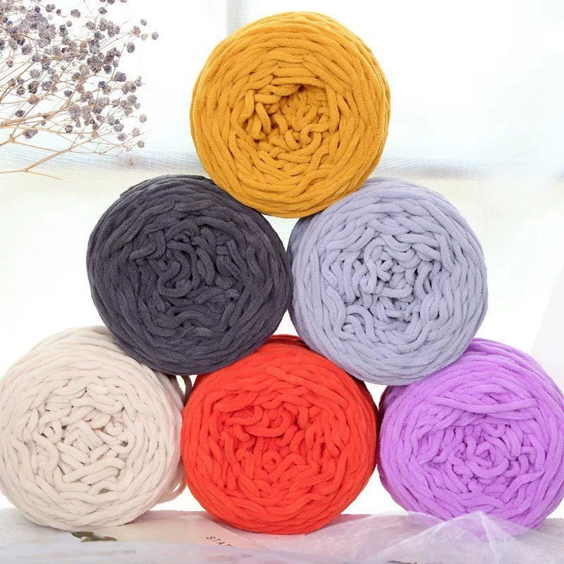 Ткани, обувь, подушка, тапочки, вязаный шарф, ручная работа